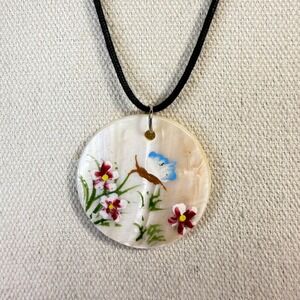 Hand Painted‎ Mother of Pearl Necklace Floral Butterfly Pendant Nature Boho